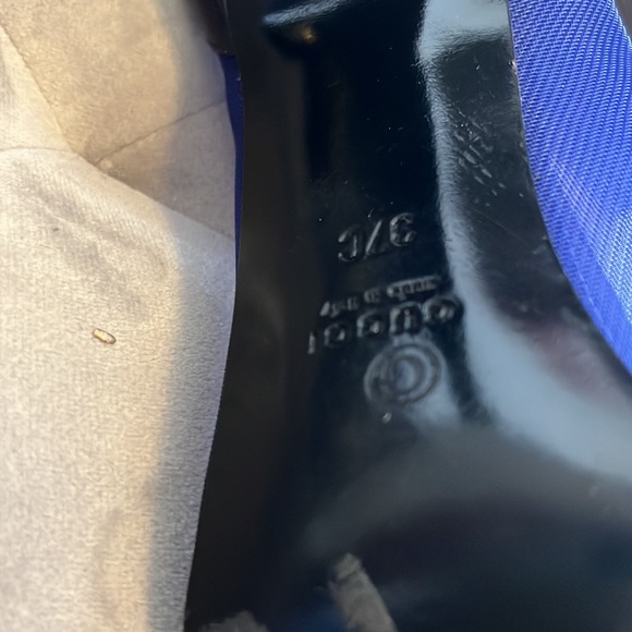 GUCCI- Size 37- Dust Bag inc.Box inc. Extra heel tips included - Picture 7 of 11